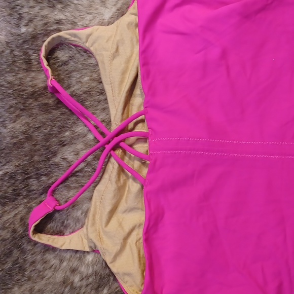 Lululemon top - Picture 3 of 12